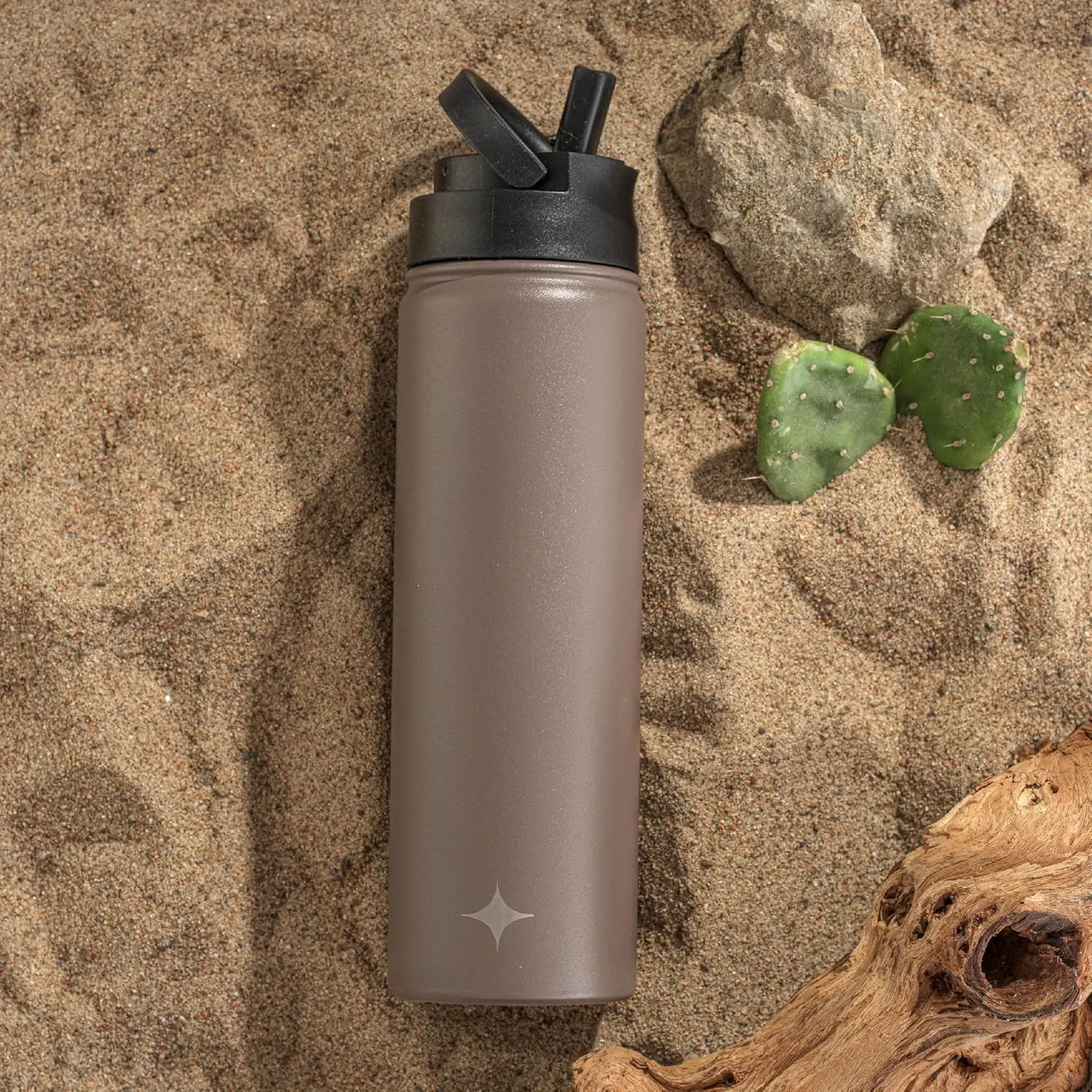 JoyJolt Triple Insulated Water Bottle with Straw Lid AND Flip Lid! 22oz Water Bottle, 12 Hour Hot/Cold Vacuum Insulated Stainless Steel Water Bottle. BPA-Free Leakproof Water Bottles - Thermos Bottle